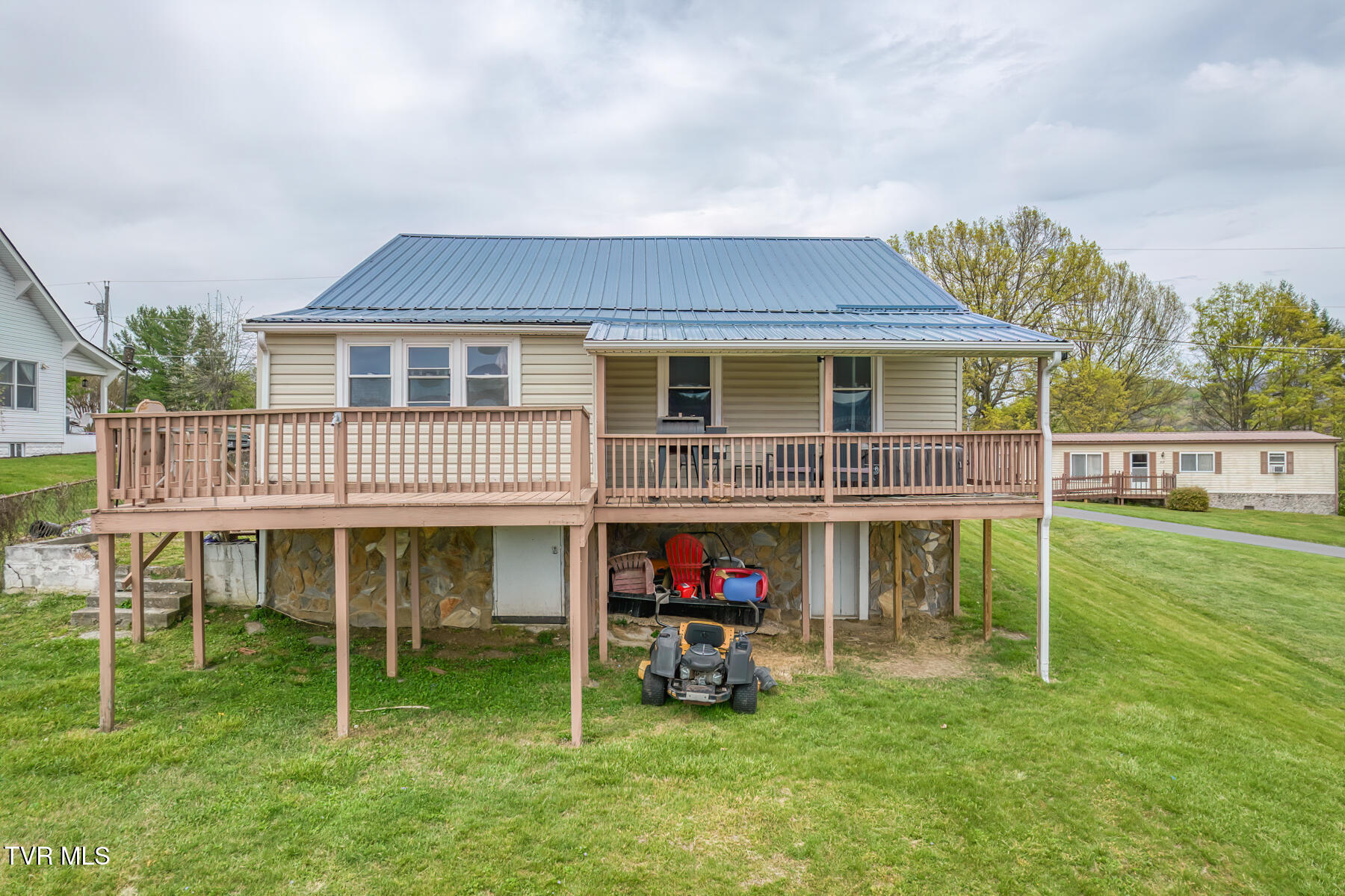 322 Doe Avenue, Elizabethton, Tennessee image 15