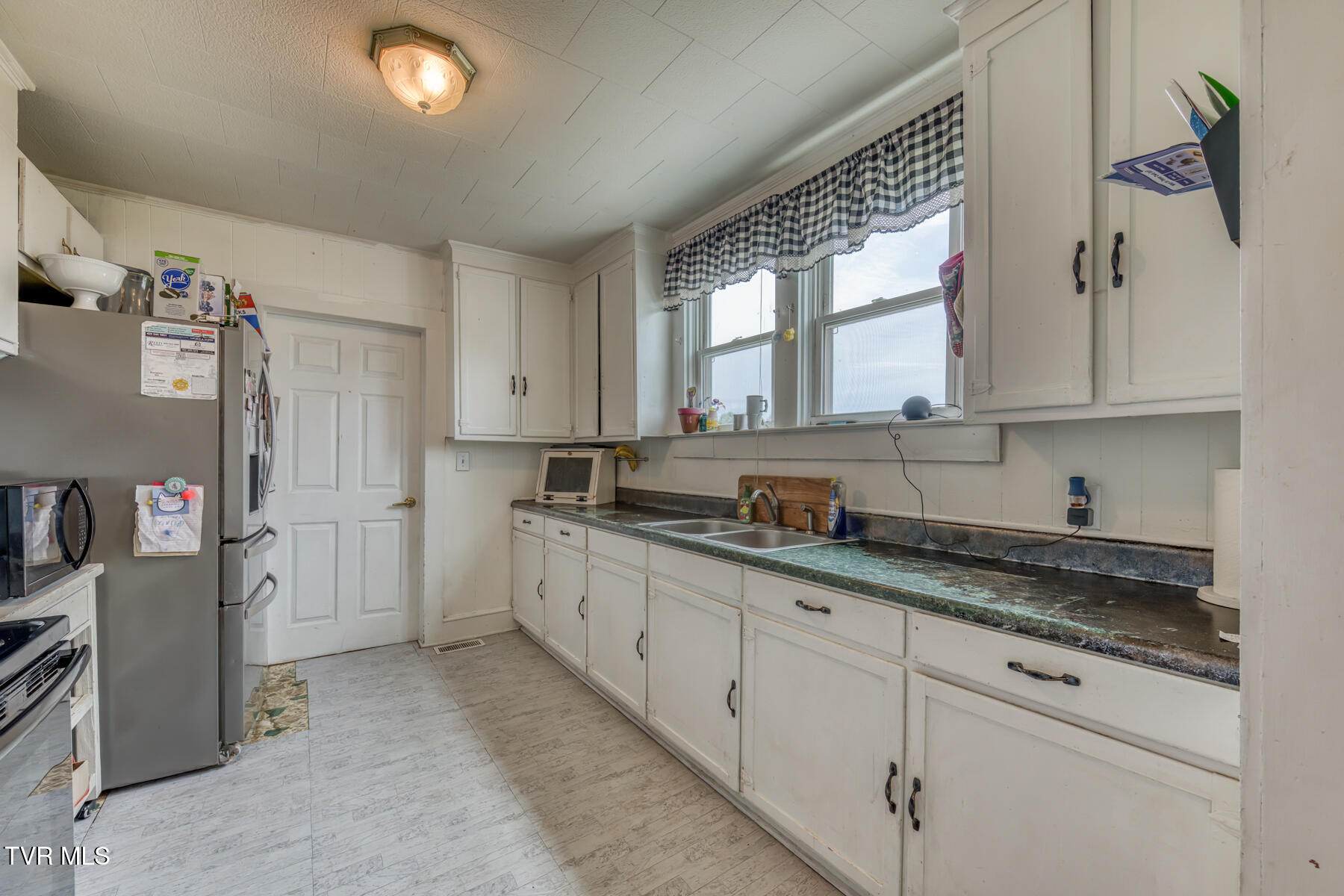 322 Doe Avenue, Elizabethton, Tennessee image 7