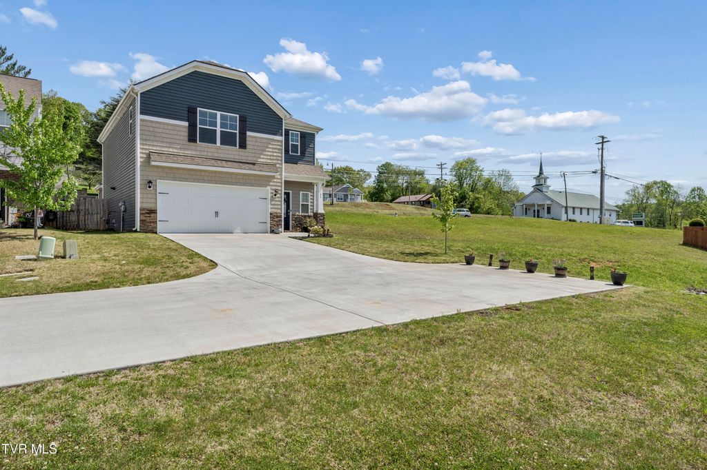 Photo of 99 Sessile Court, Johnson City, TN 37604 (MLS # 9994343)