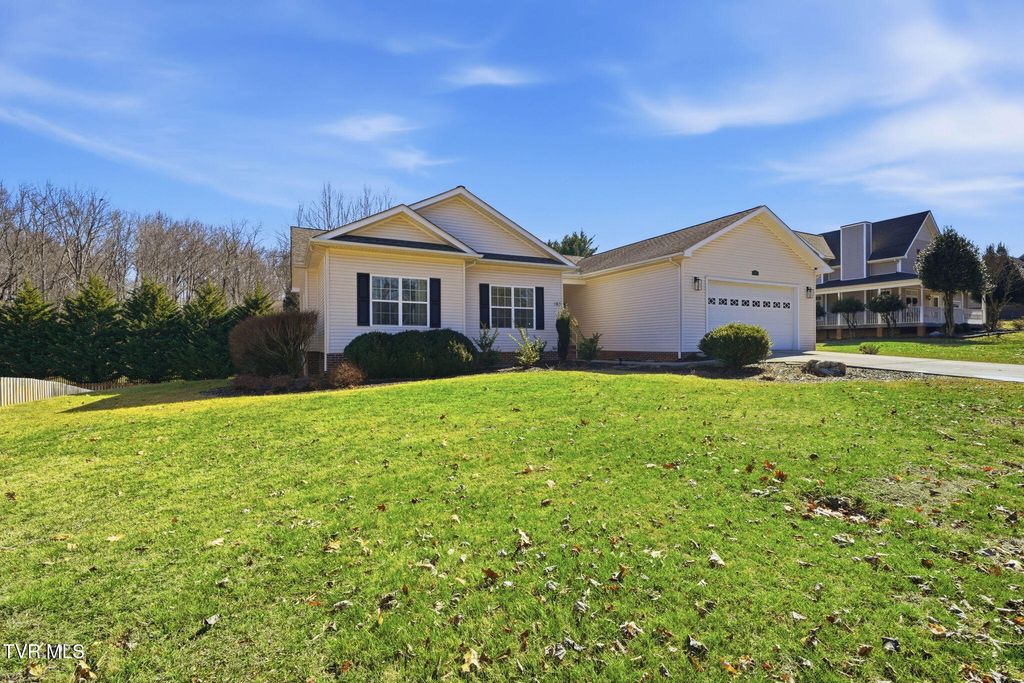 Photo of 163 Dean Archer Road, Jonesborough, TN 37659 (MLS # 9991379)