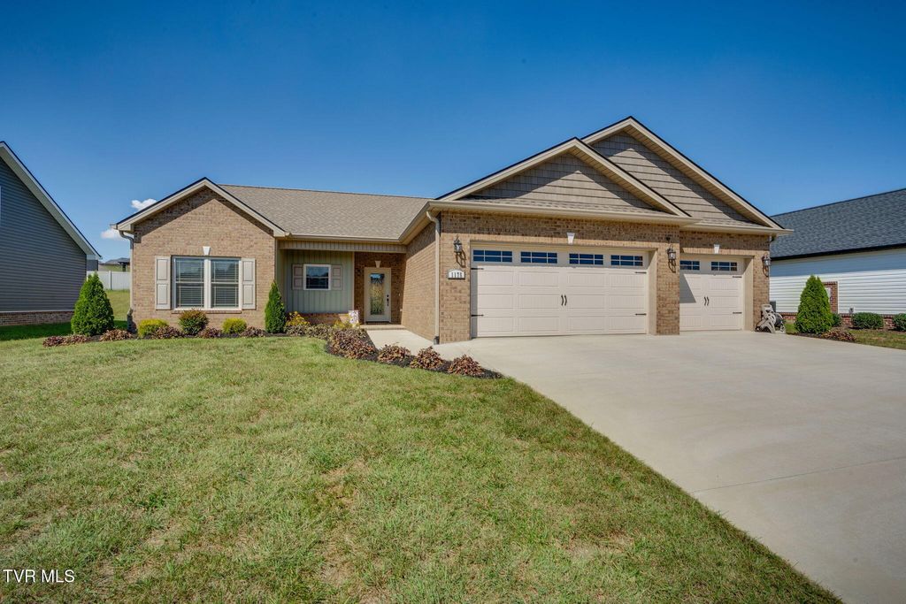 Photo of 1175 Cabot Cove, Jonesborough, TN 37659 (MLS # 9986041)