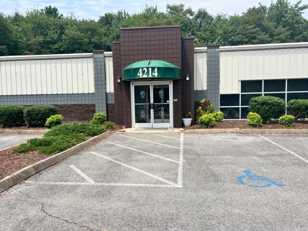 Photo of 4214 Stone Drive, Kingsport, TN 37660 (MLS # 9955110)