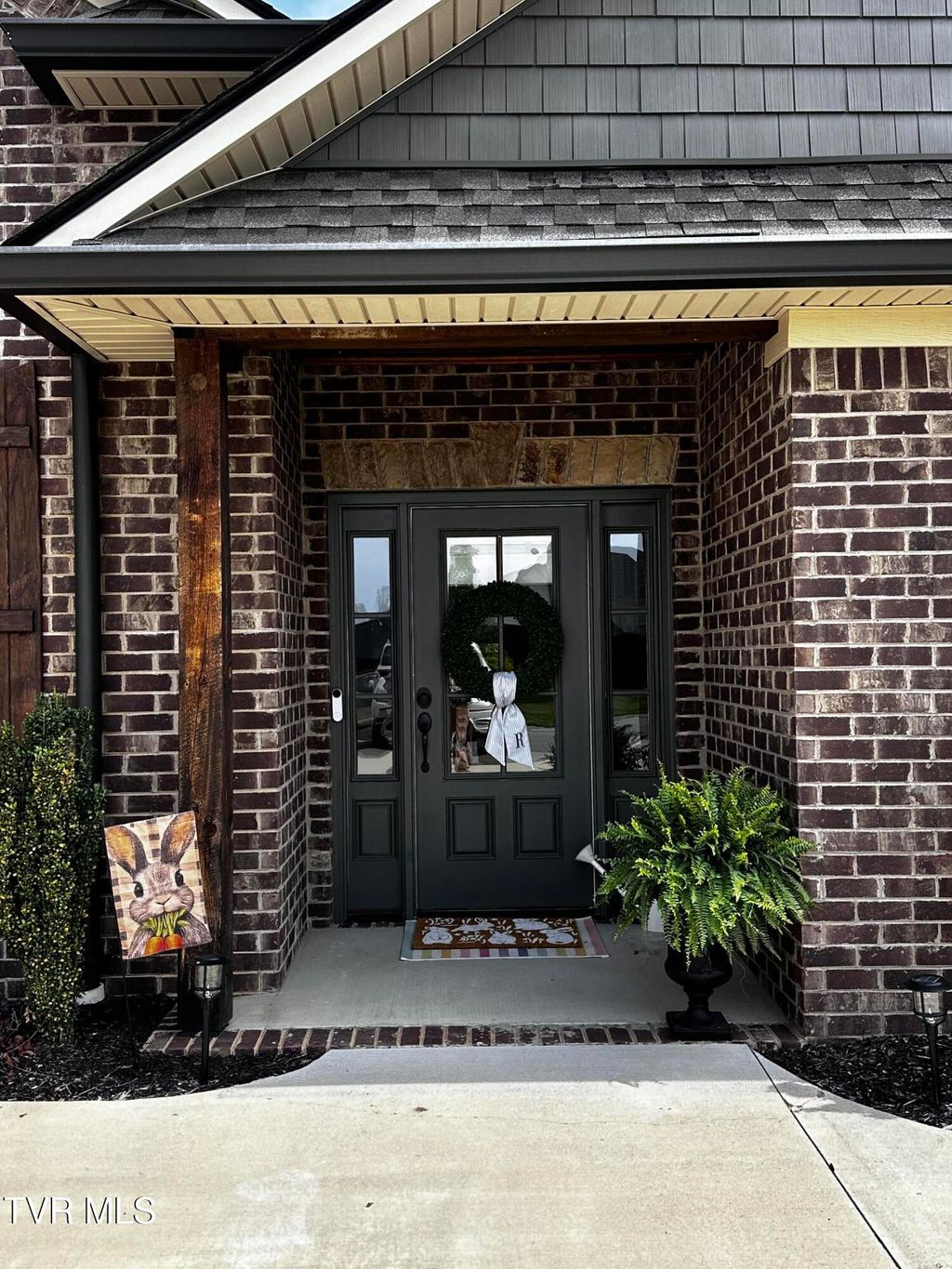 Photo of 5082 Hester Court, Piney Flats, TN 37686 (MLS # 9993599)