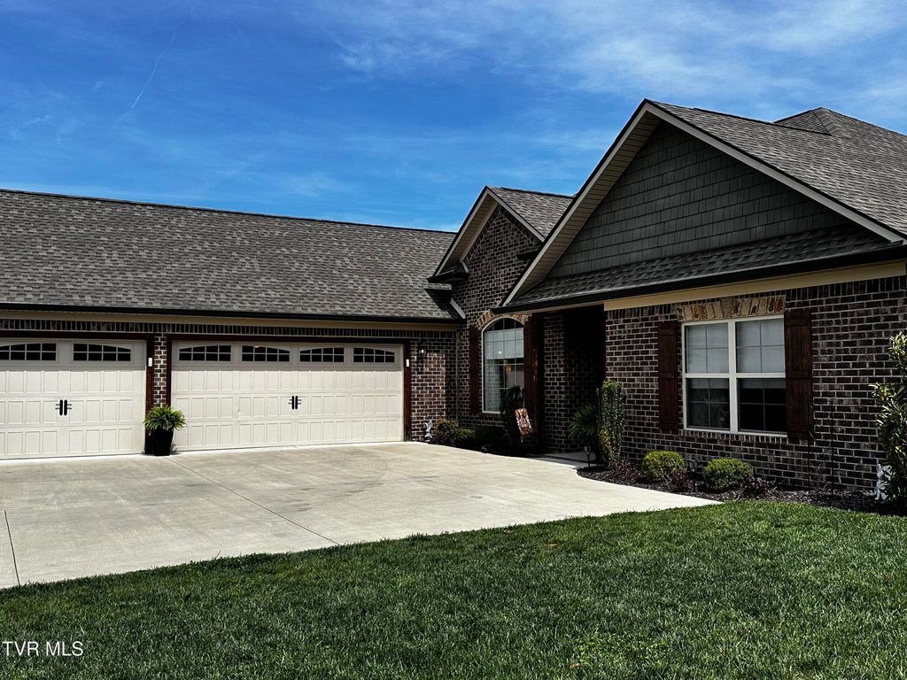 Photo of 5082 Hester Court, Piney Flats, TN 37686 (MLS # 9993599)