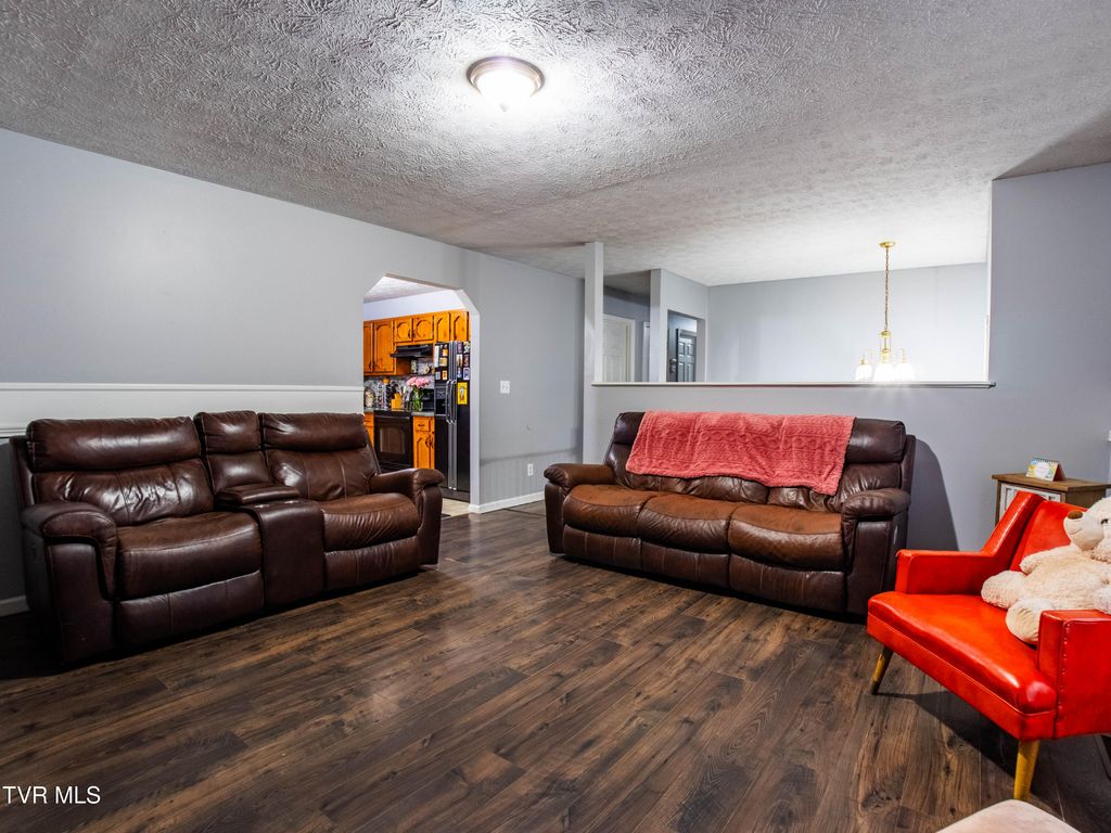 Photo of 200 Birdie Drive, Rogersville, TN 37857 (MLS # 9990769)