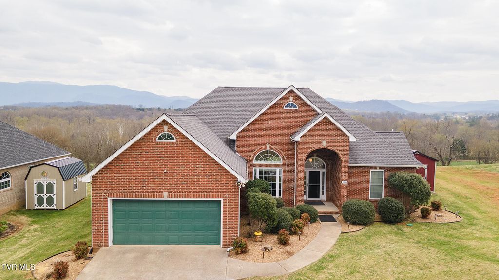 Photo of 100 Golf Villa Drive, Greeneville, TN 37743 (MLS # 9993022)
