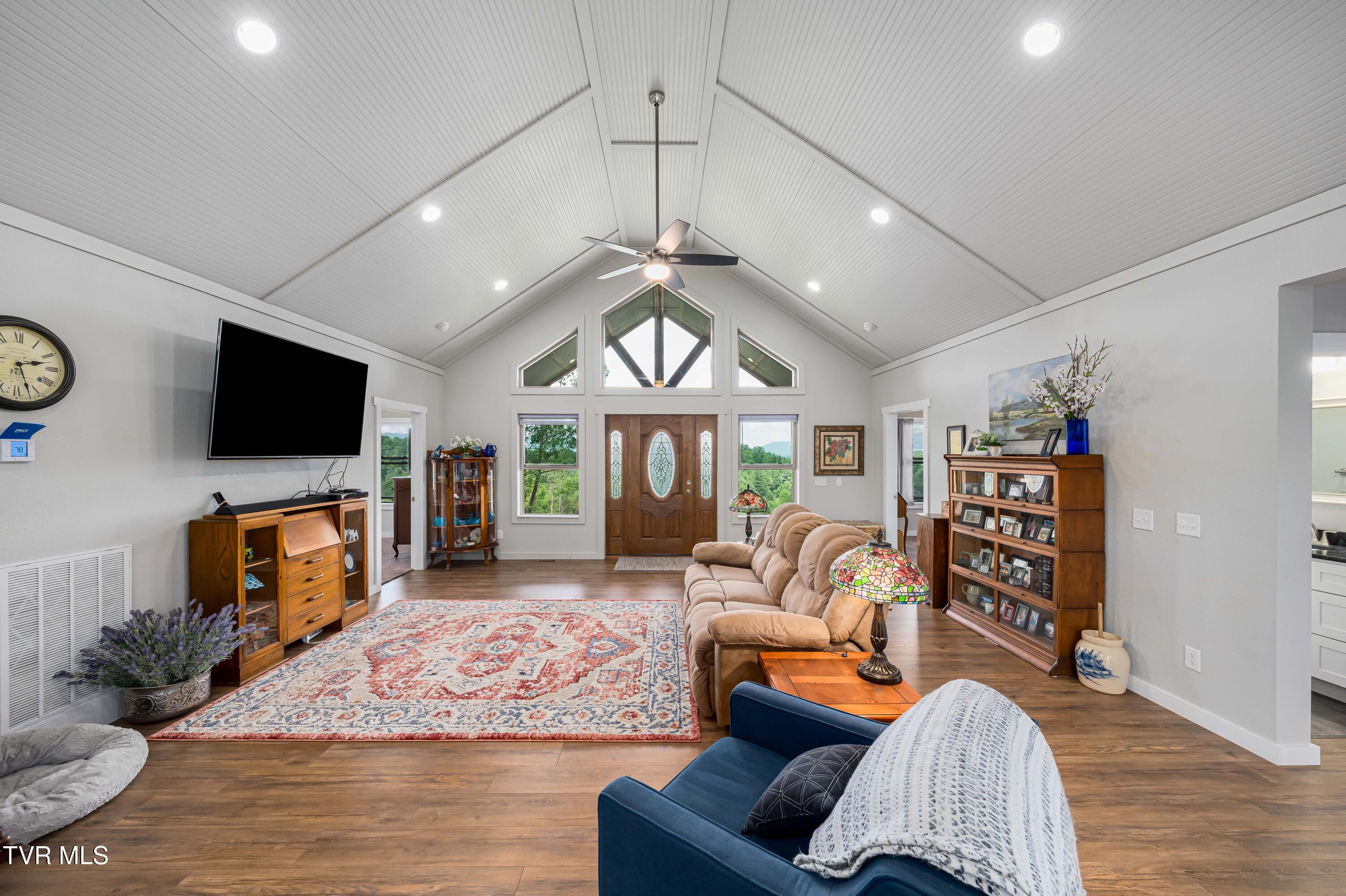 271 Laurel Way, Mountain City, Tennessee image 16