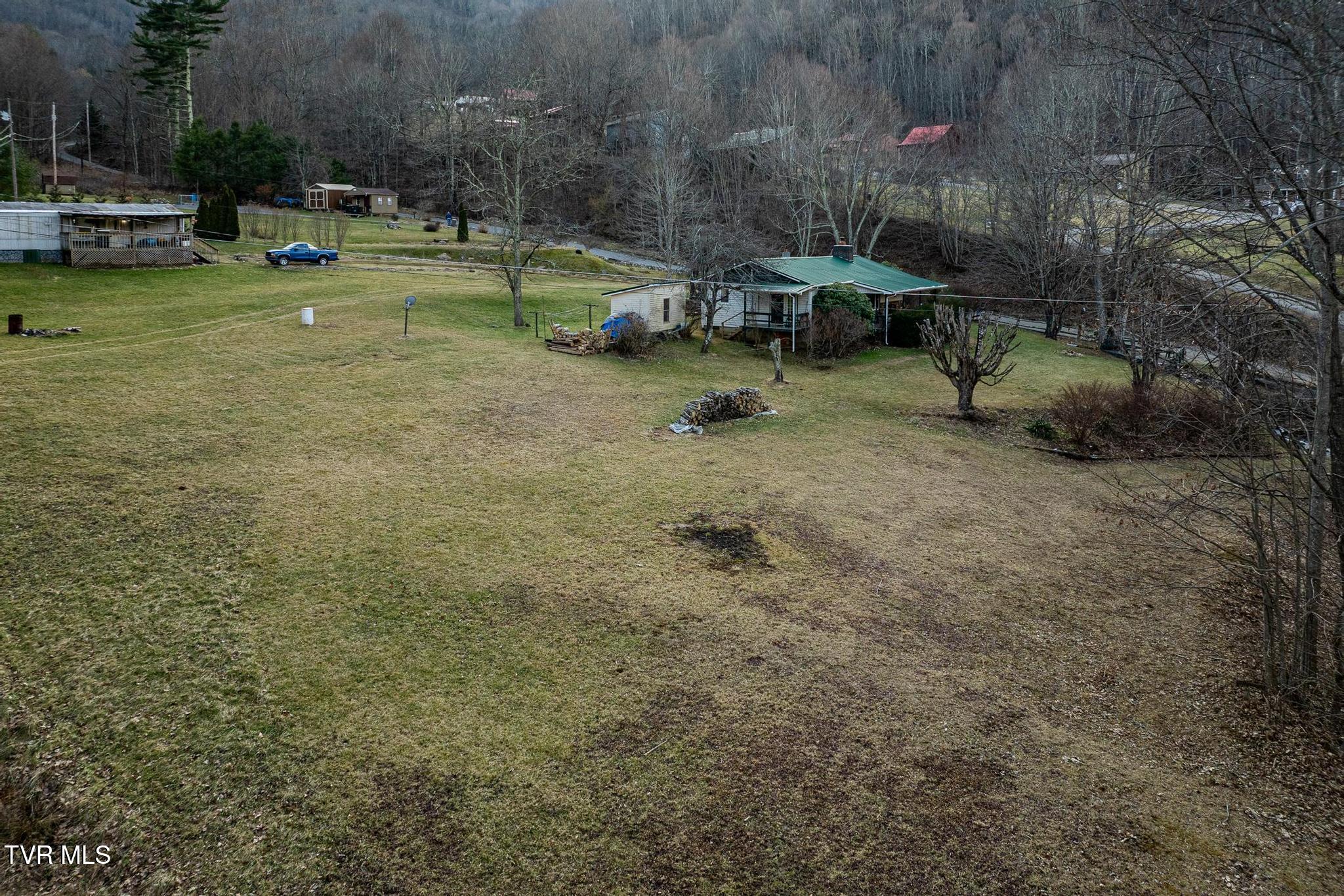 129 Duck Branch Road, Roan Mountain, Tennessee image 11
