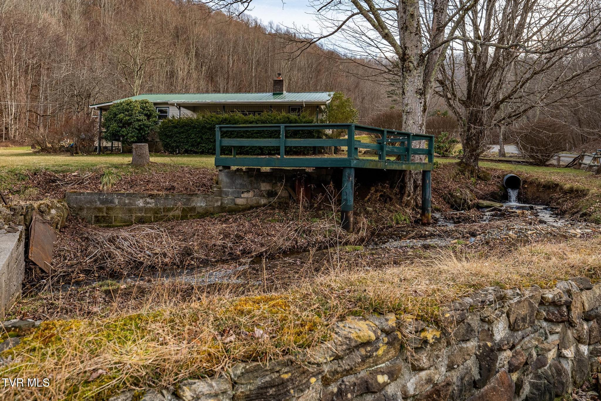 129 Duck Branch Road, Roan Mountain, Tennessee image 39
