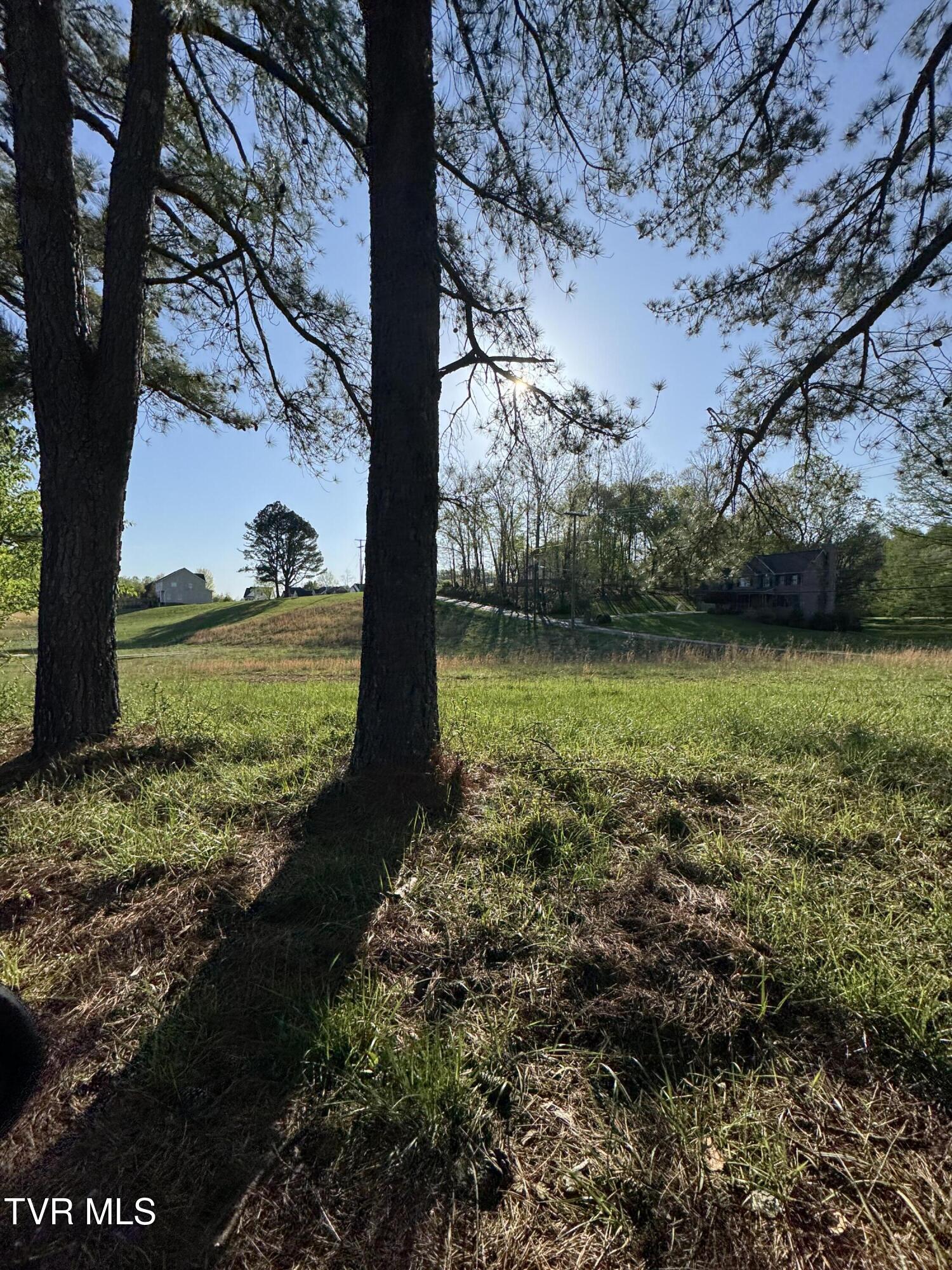 3848 Lake Valley Road, Kingsport, Tennessee image 16