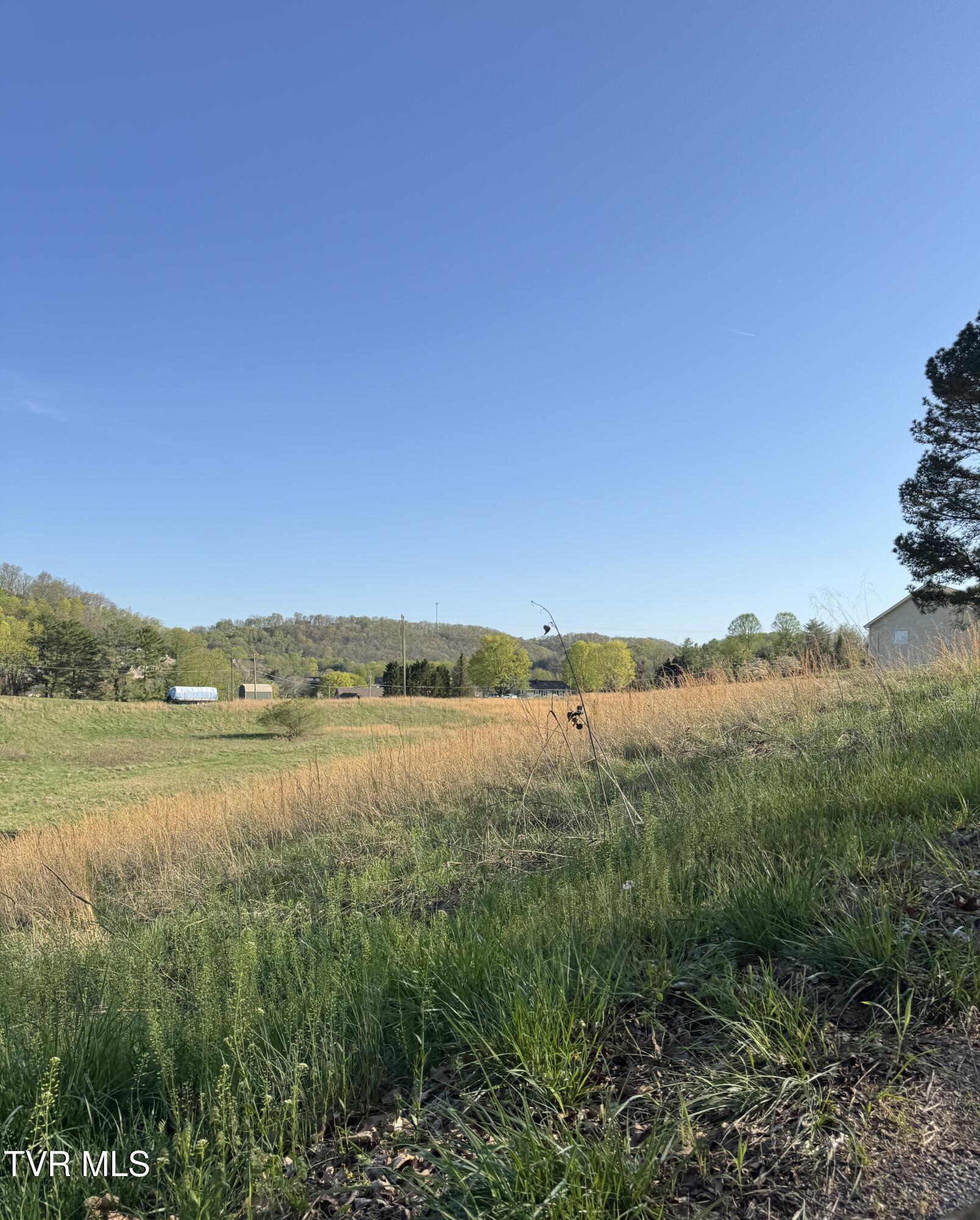 3848 Lake Valley Road, Kingsport, Tennessee image 5