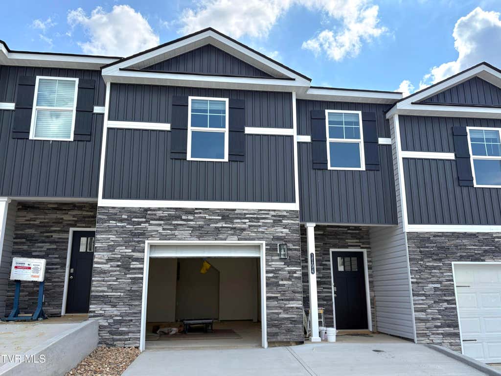 Photo of 1194 Wenna Way Way, Kingsport, TN 37664 (MLS # 9993143)