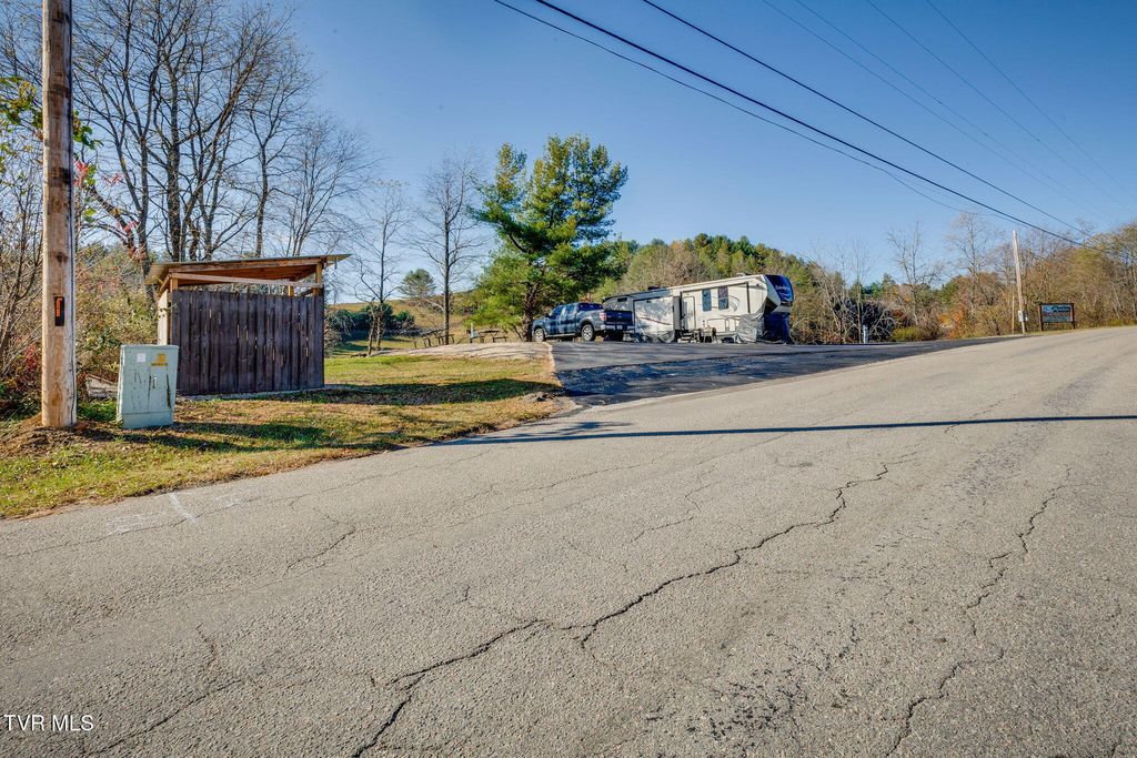 Photo of 177 Hospital Road, Mountain City, TN 37683 (MLS # 9988014)