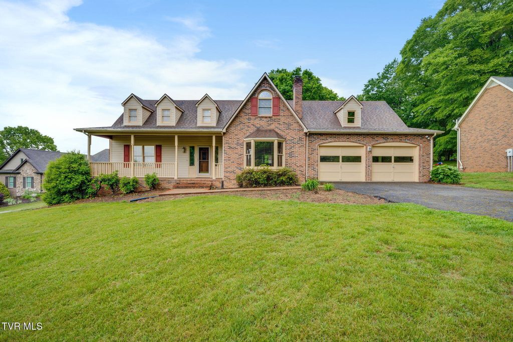 Photo of 3307 Victoria Court, Johnson City, TN 37604 (MLS # 9995266)