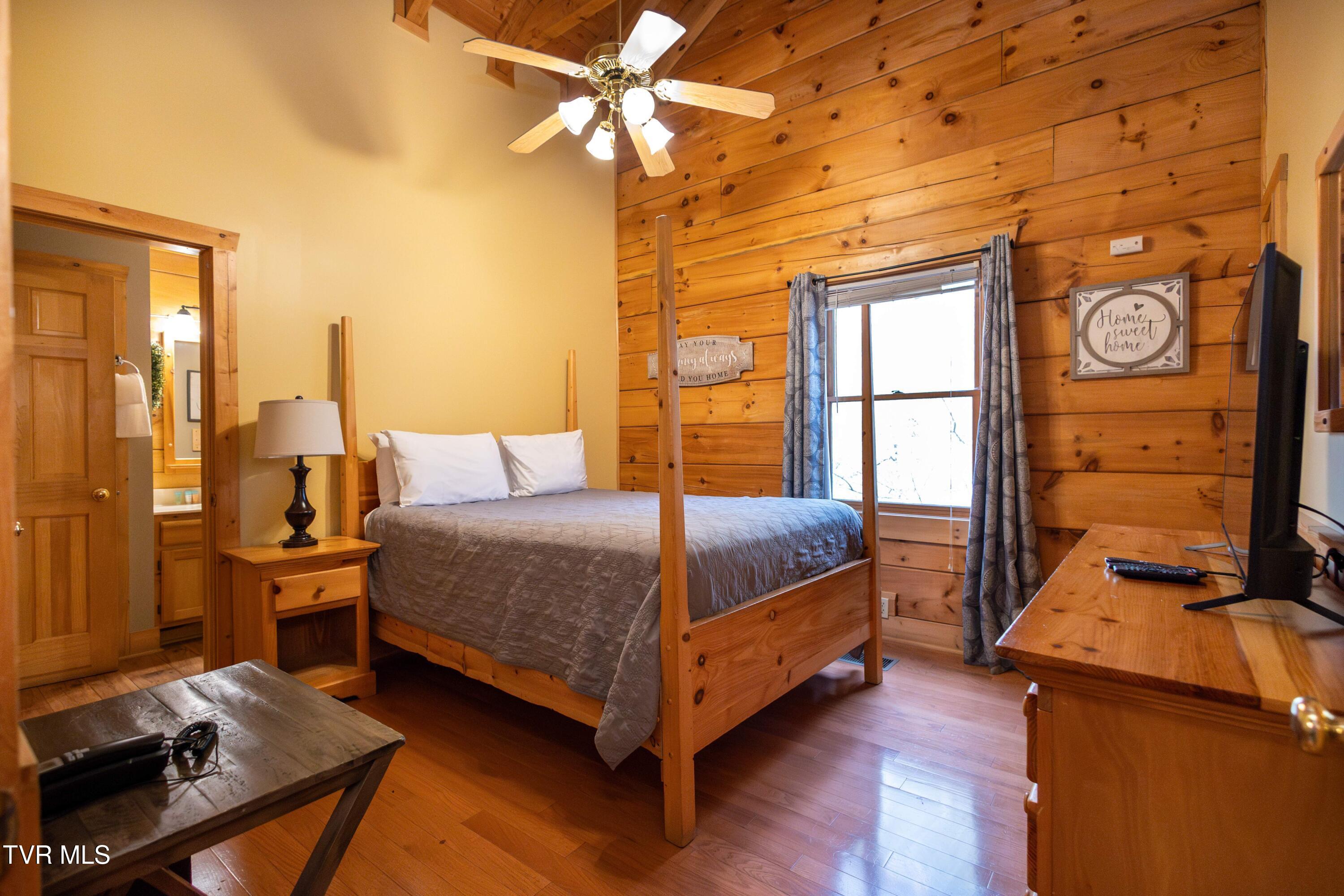 713 Harrier Court Way, Pigeon Forge, Tennessee image 4