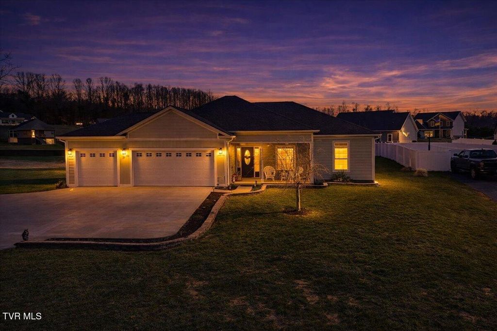 Photo of 1336 Harmony Road, Jonesborough, TN 37659 (MLS # 9992177)