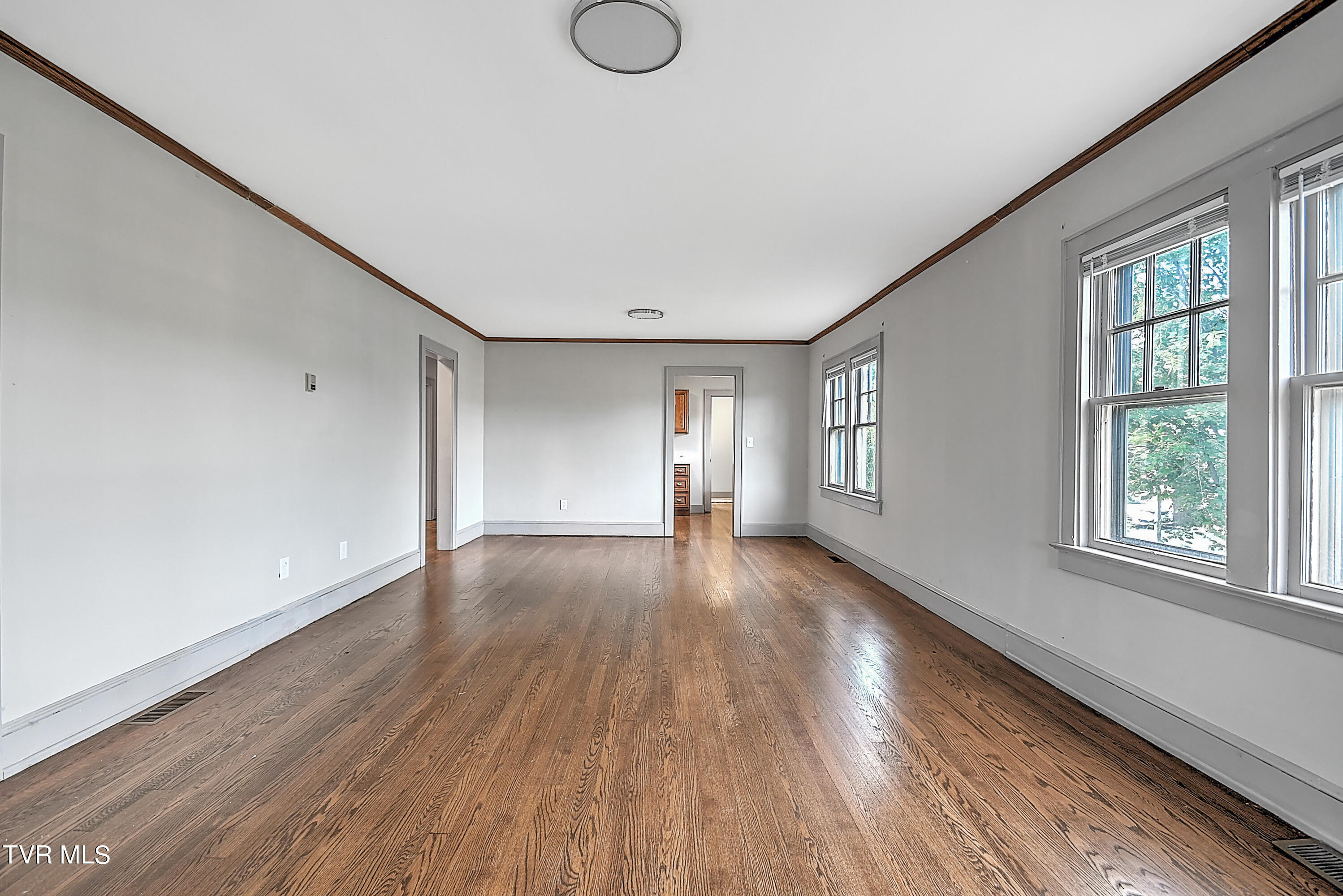 1122 Main Street, Marion, Virginia image 7