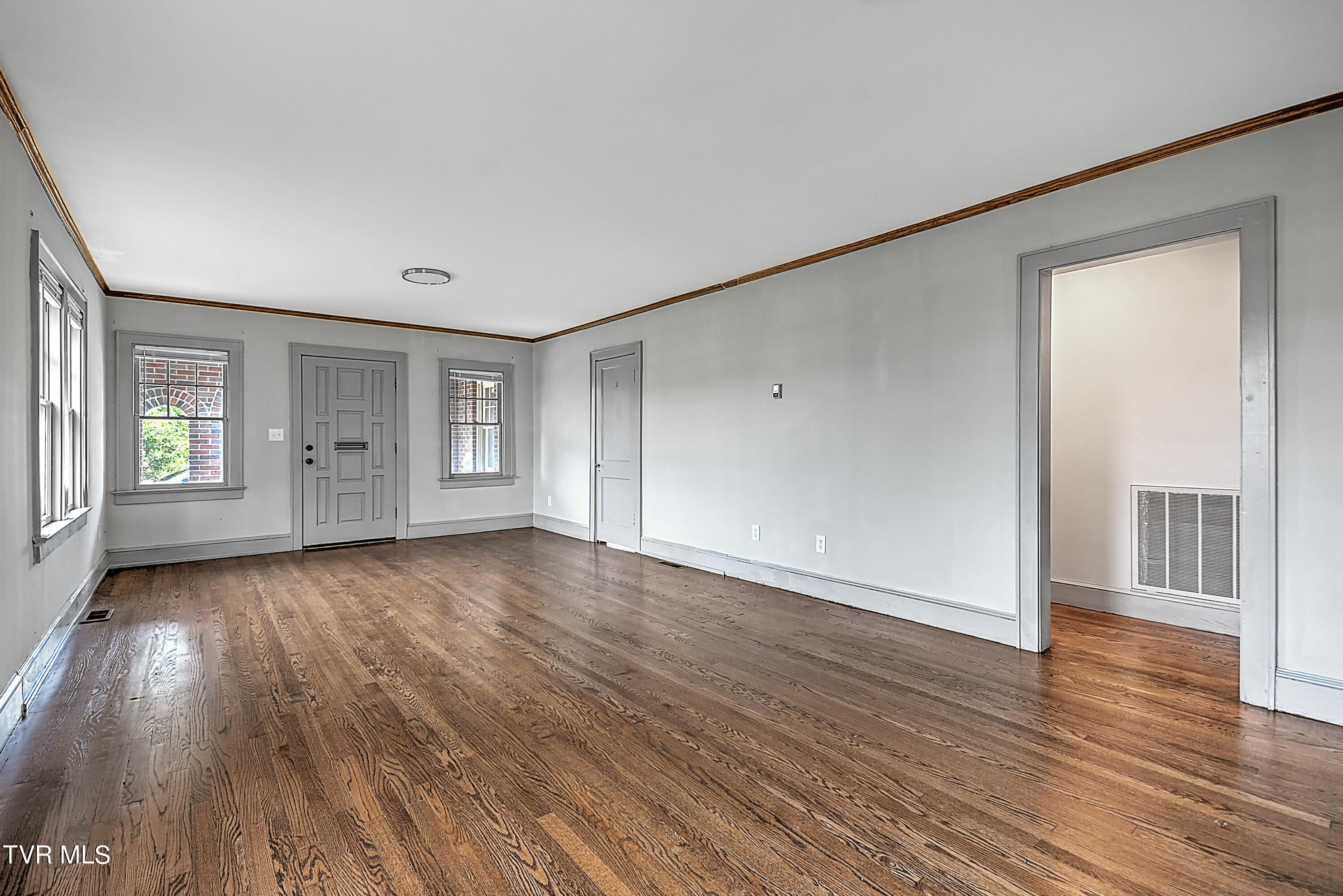 1122 Main Street, Marion, Virginia image 9