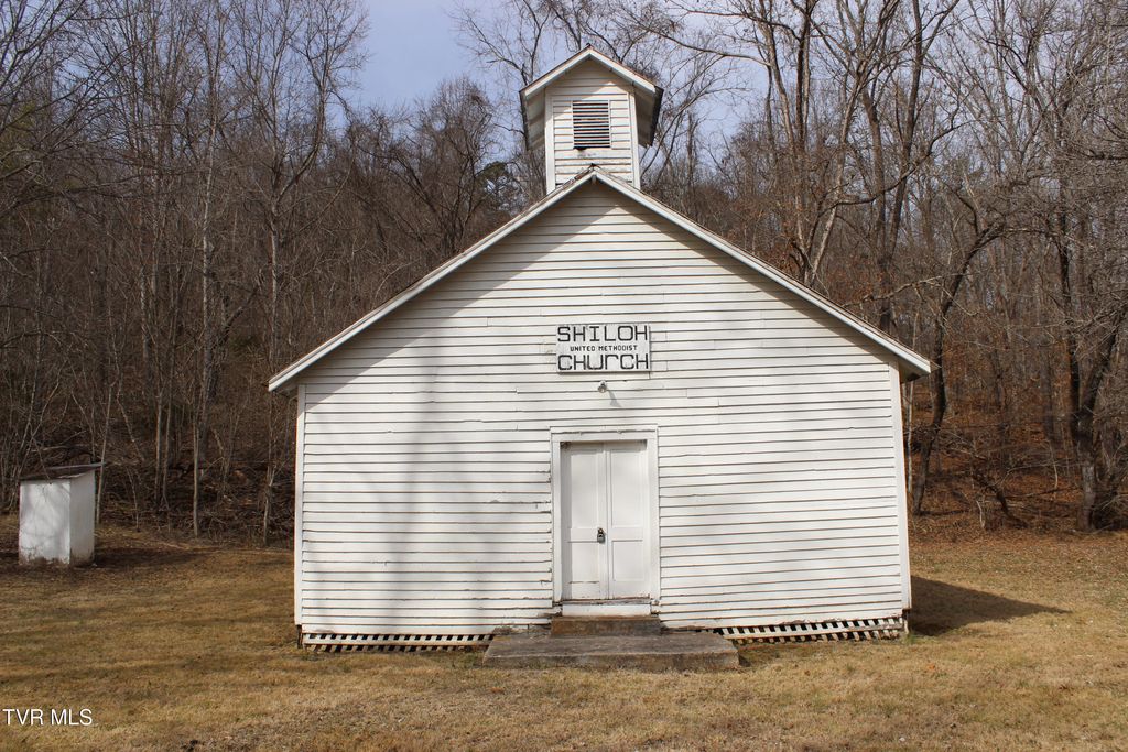 Photo of 111 Shiloh Church Road, Eidson, TN 37731 (MLS # 9992809)