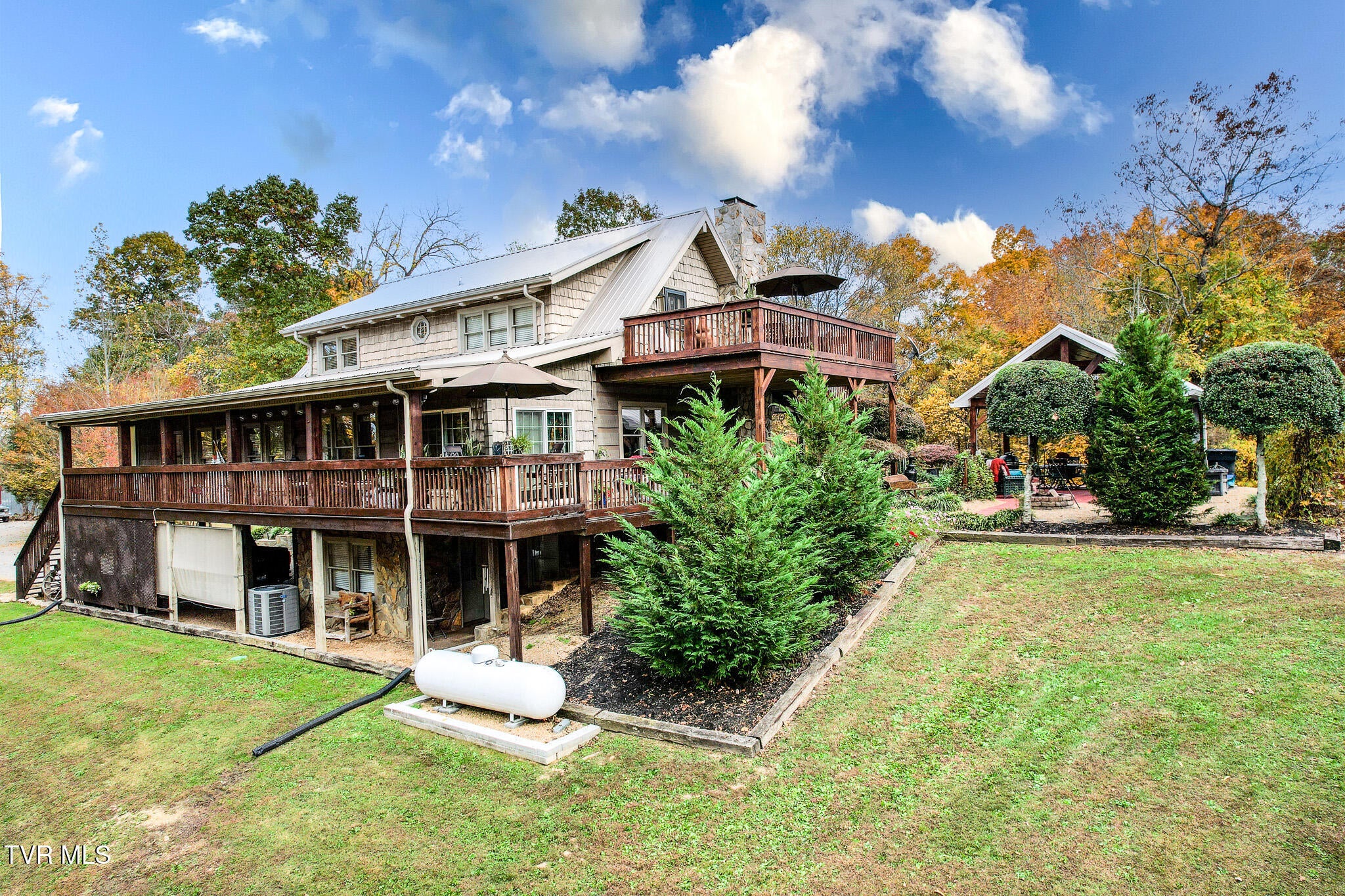 570 Stephen Brooks Road