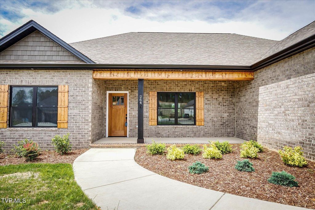 Photo of 264 Ruby Rose Ridge, Jonesborough, TN 37659 (MLS # 9984716)