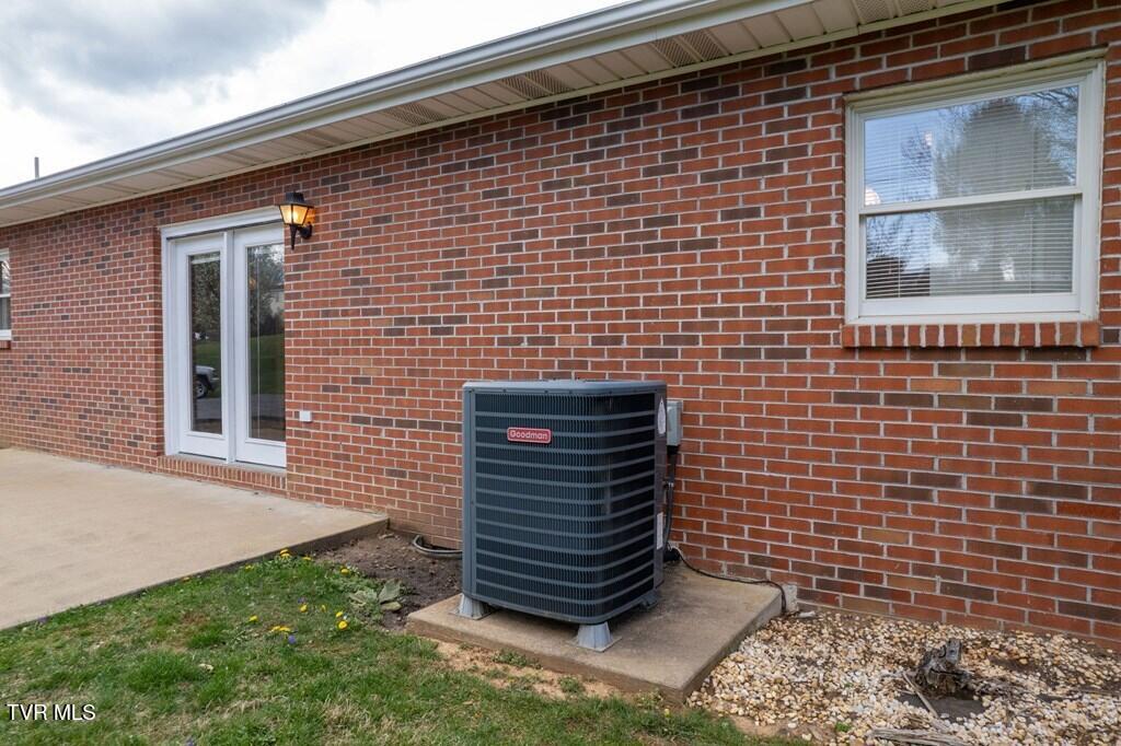 33304 Hillman Highway, Glade Spring, Virginia image 13
