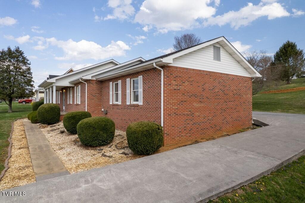 33304 Hillman Highway, Glade Spring, Virginia image 7