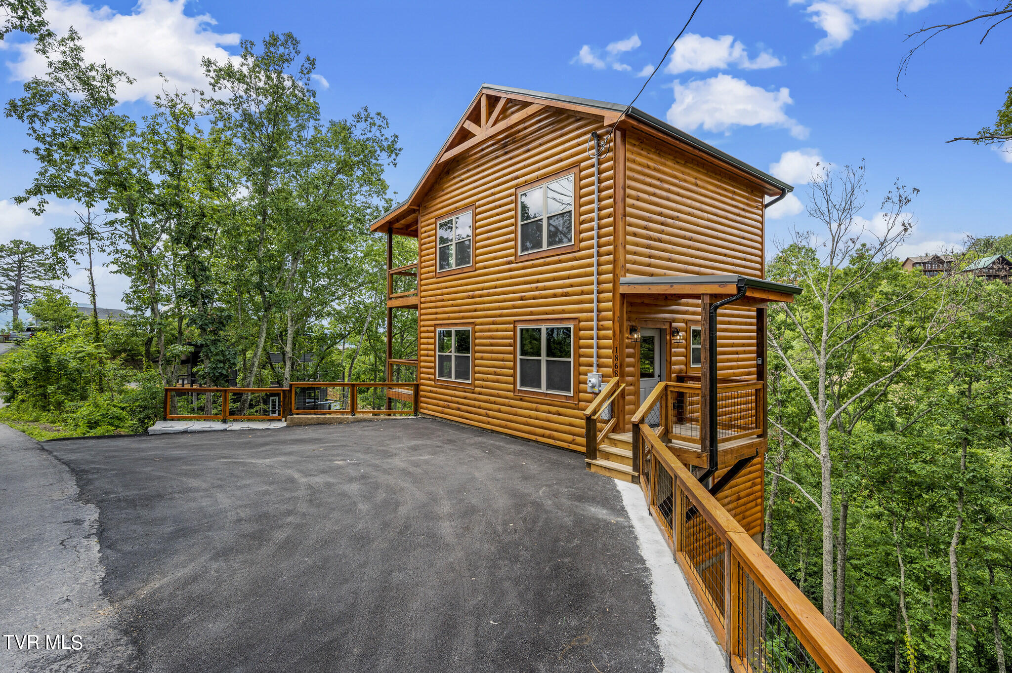 1868 Blue Tick Way Way, Sevierville, Tennessee image 1