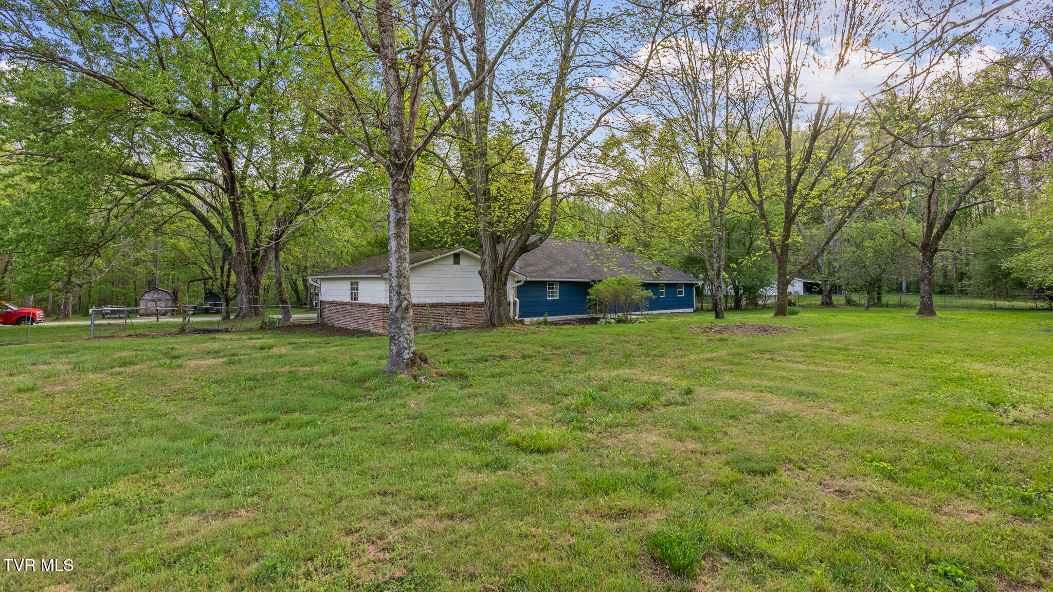 114 Clare Lane, Wartburg, Tennessee image 3