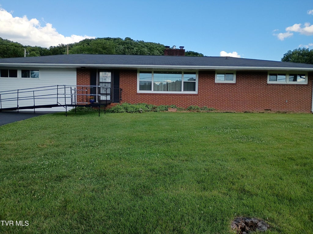 Photo of 357 Rock Springs Road, Kingsport, TN 37663 (MLS # 9997131)