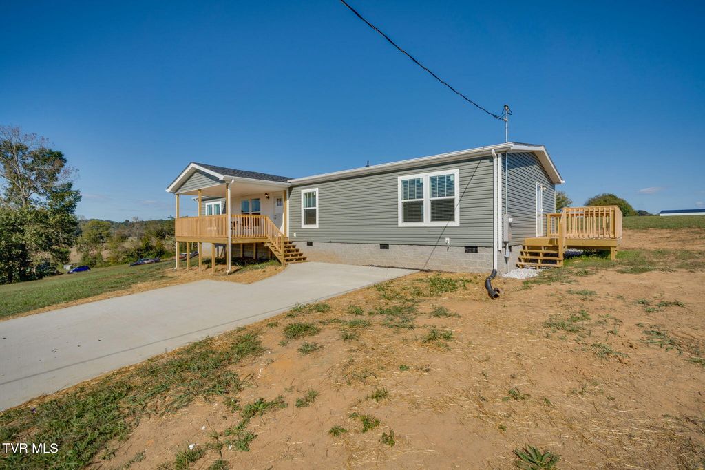 Photo of 5715 Fishing Rod Lane, Morristown, TN 37813 (MLS # 9986875)