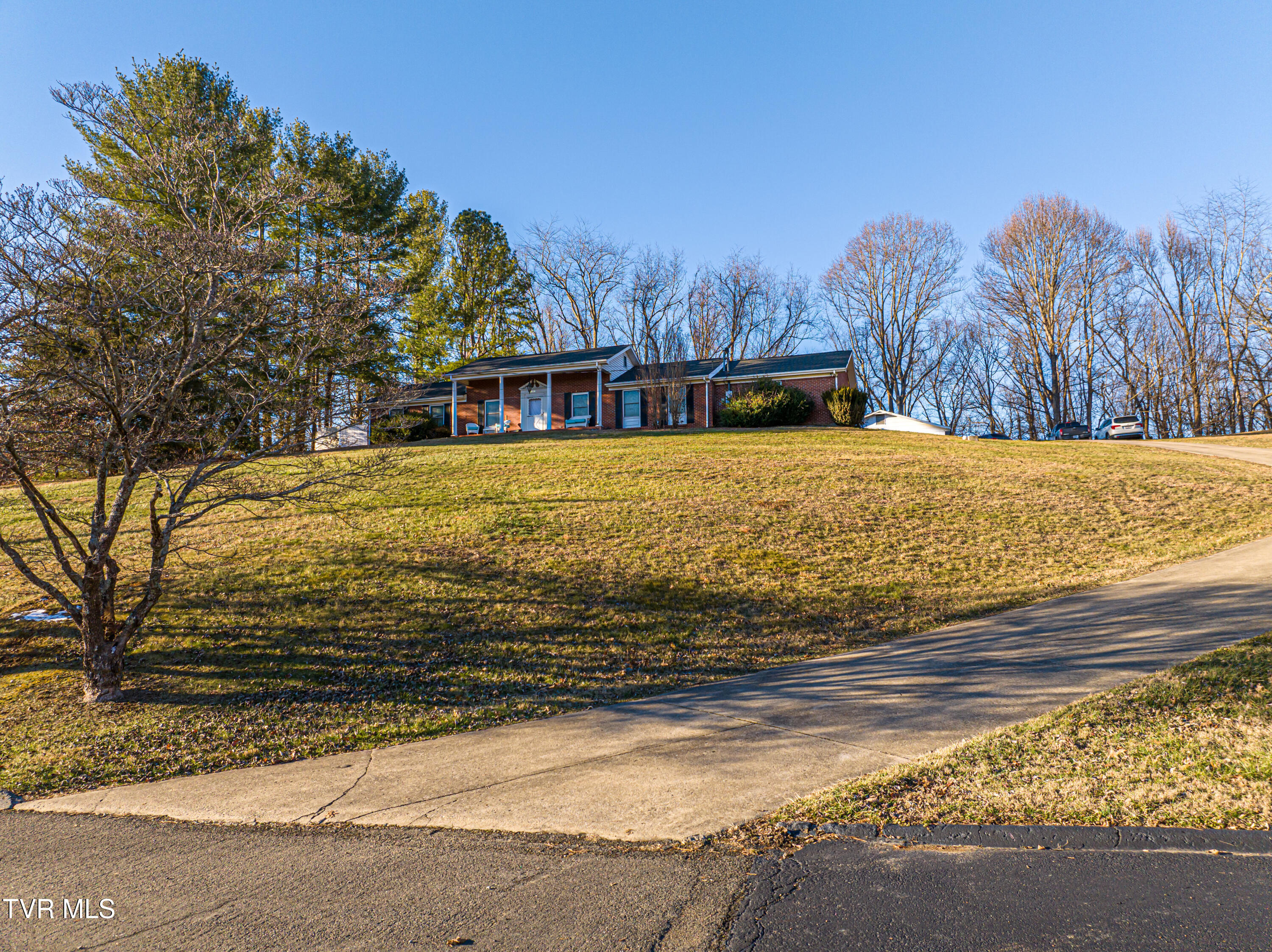 15095 Lowry Hills Road, Bristol, Virginia image 1