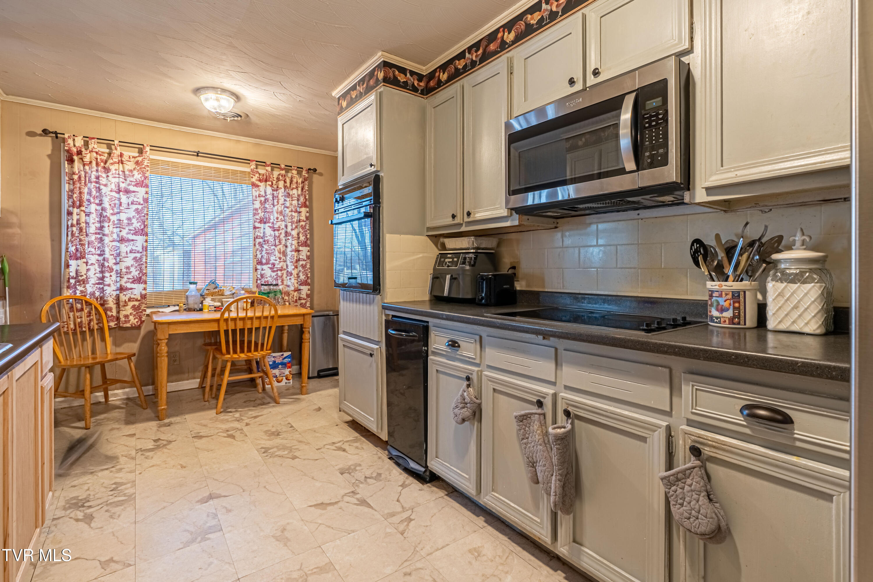 15095 Lowry Hills Road, Bristol, Virginia image 24