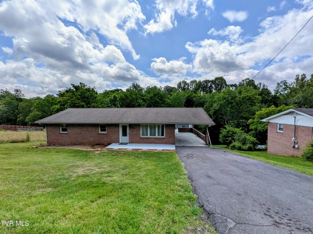 Photo of 1129 Jackson Hollow Road, Kingsport, TN 37663 (MLS # 9997317)