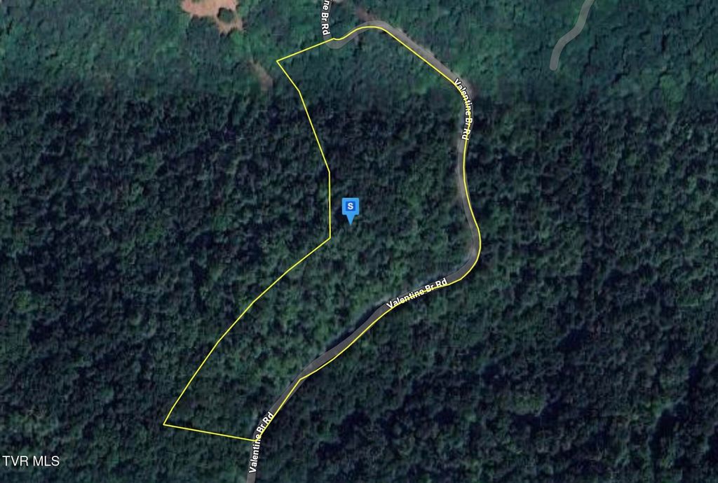 Photo of 4705 Pearl Valley Road, Sevierville, TN 37876 (MLS # 9989392)