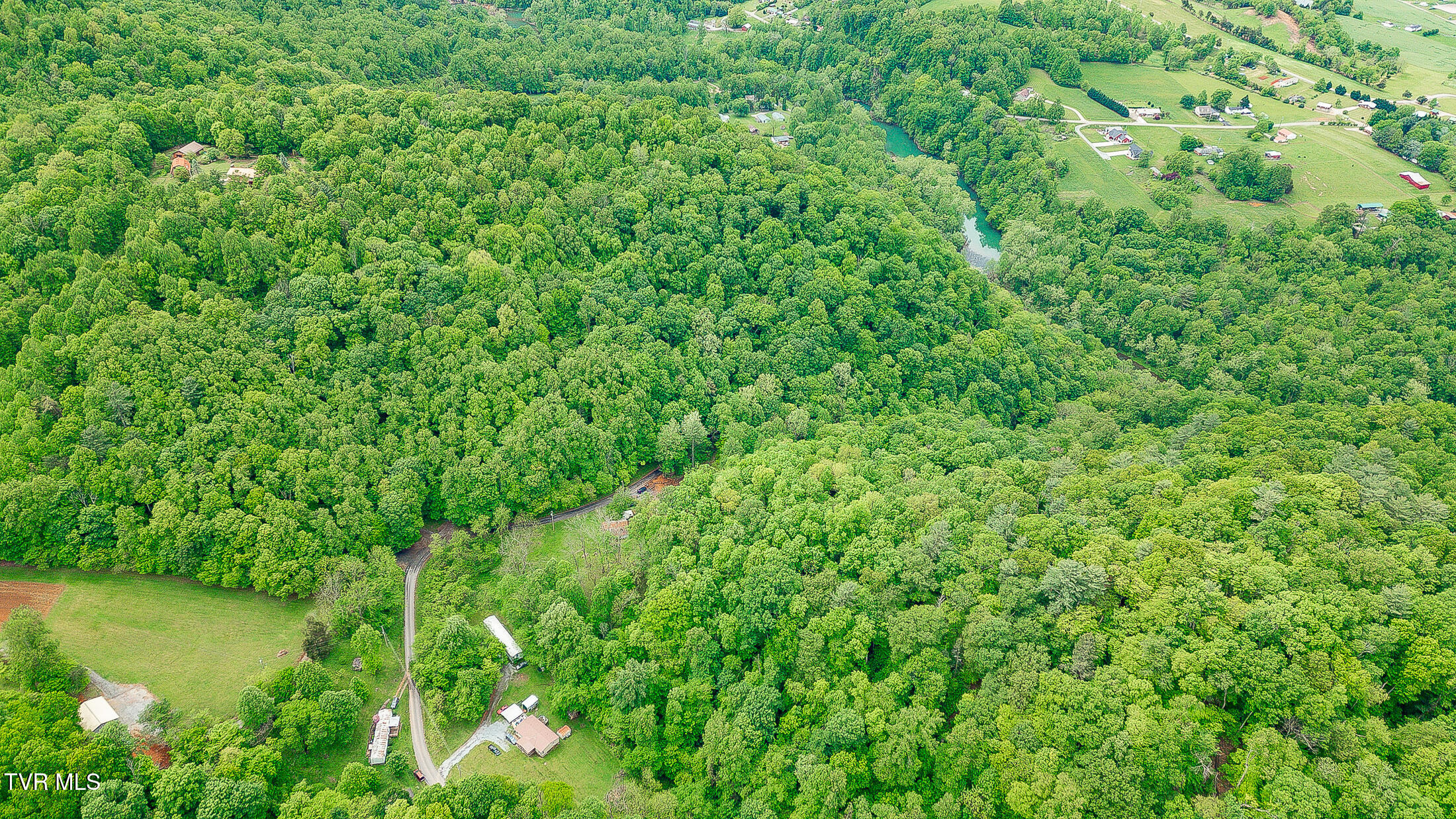 394 Bishop Hollow Road, Elizabethton, Tennessee image 48