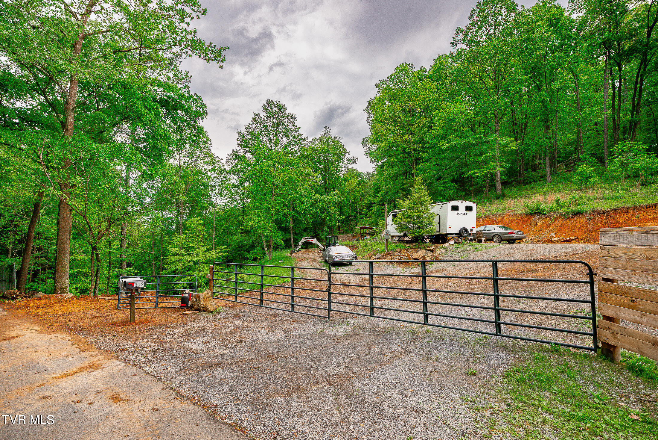 394 Bishop Hollow Road, Elizabethton, Tennessee image 34