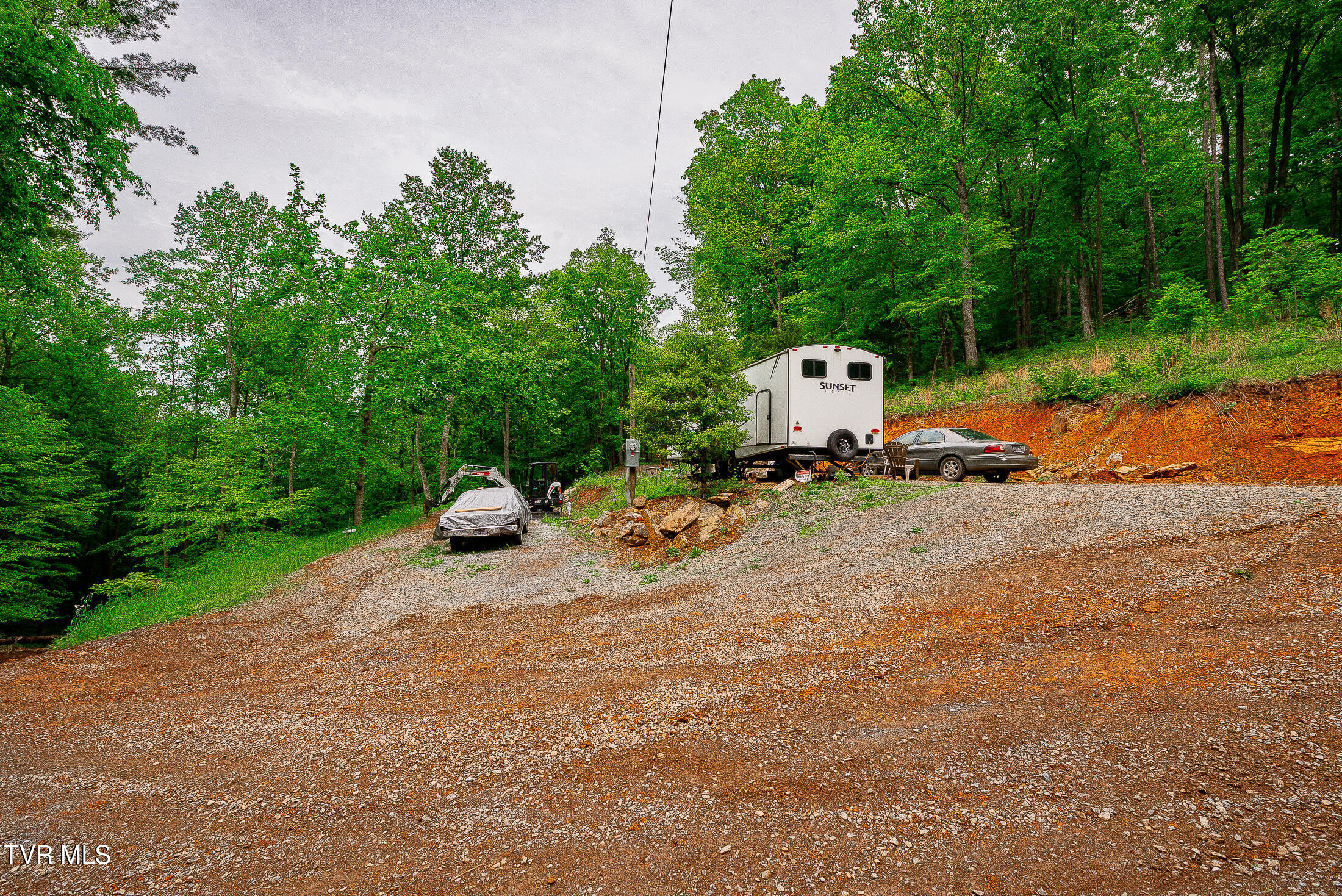 394 Bishop Hollow Road, Elizabethton, Tennessee image 6