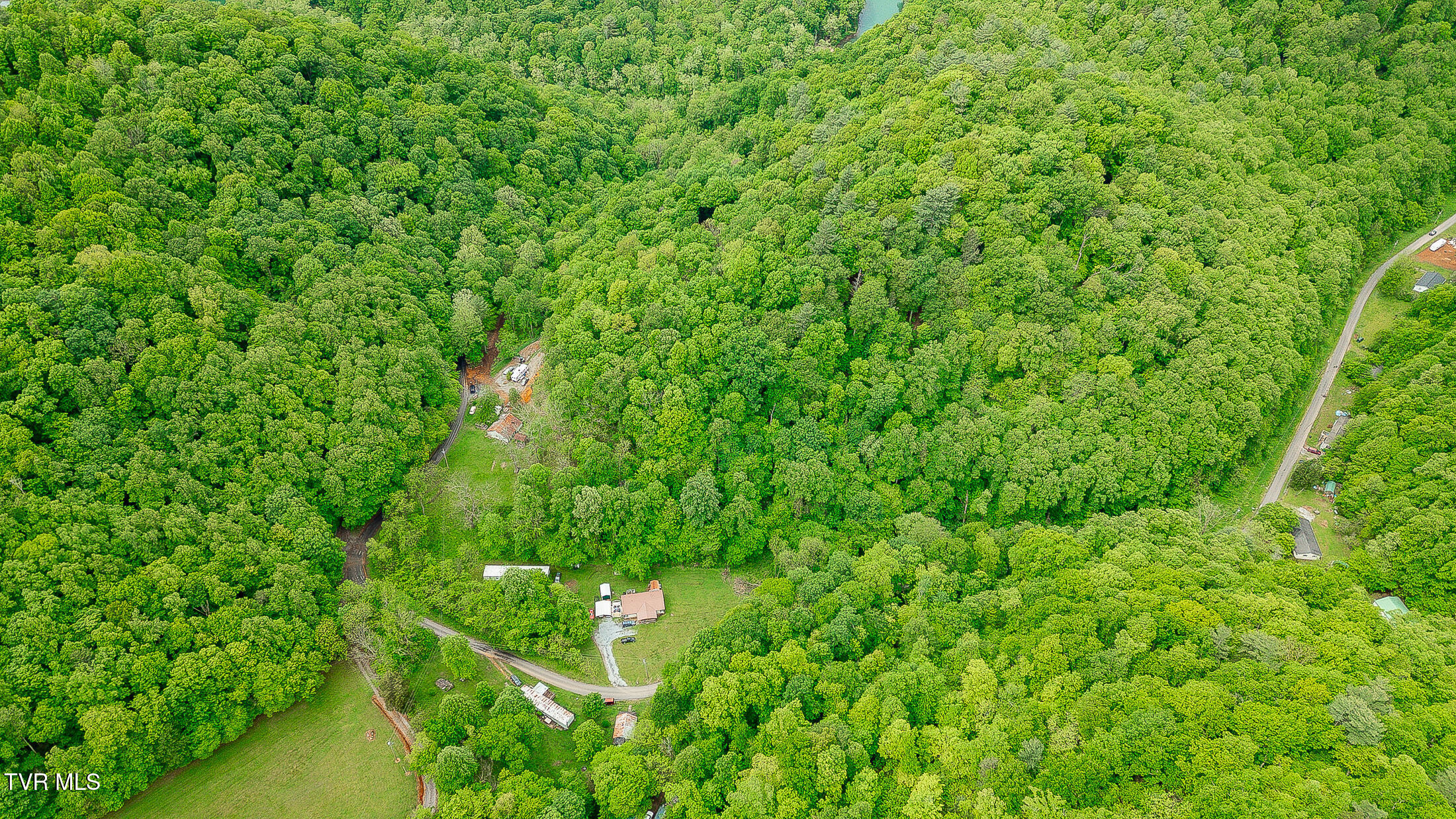 394 Bishop Hollow Road, Elizabethton, Tennessee image 43