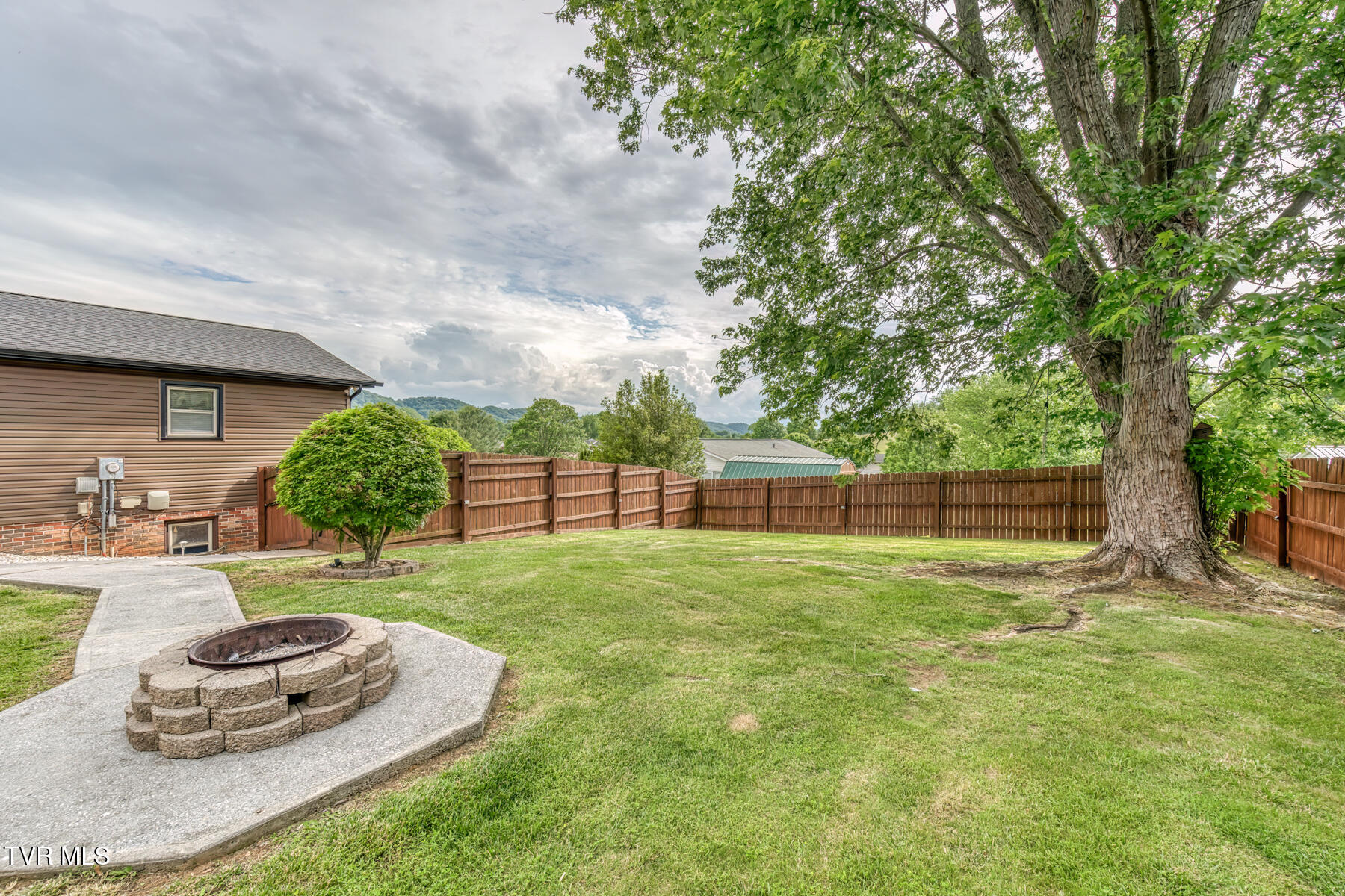 115 Dover Lane, Bristol, Tennessee image 45