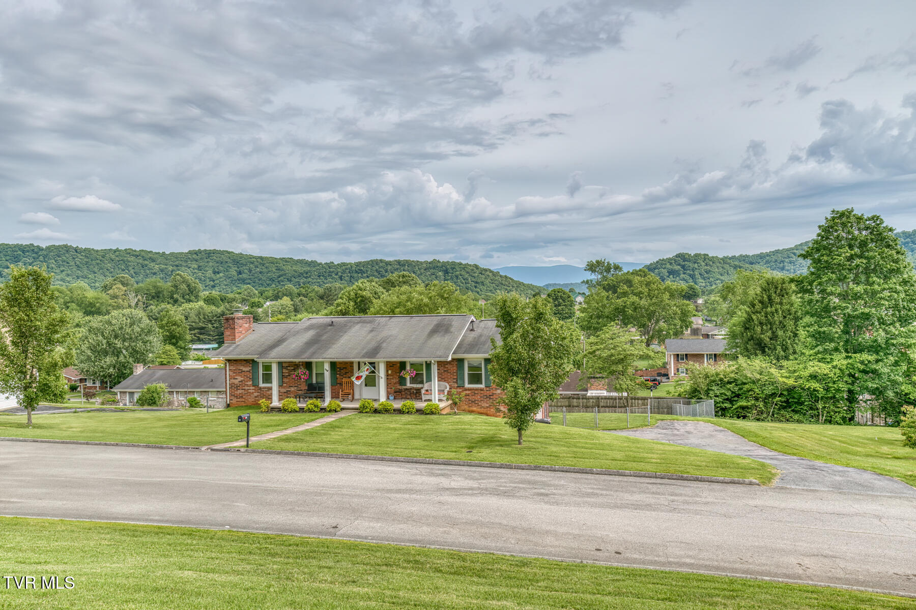 115 Dover Lane, Bristol, Tennessee image 5