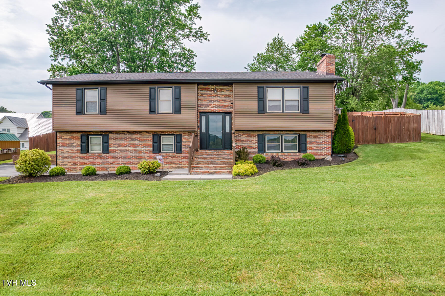 115 Dover Lane, Bristol, Tennessee image 2