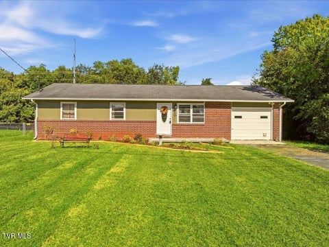 Photo of 430 Hilltop Drive, Jefferson City, TN 37760 (MLS # 10001661)