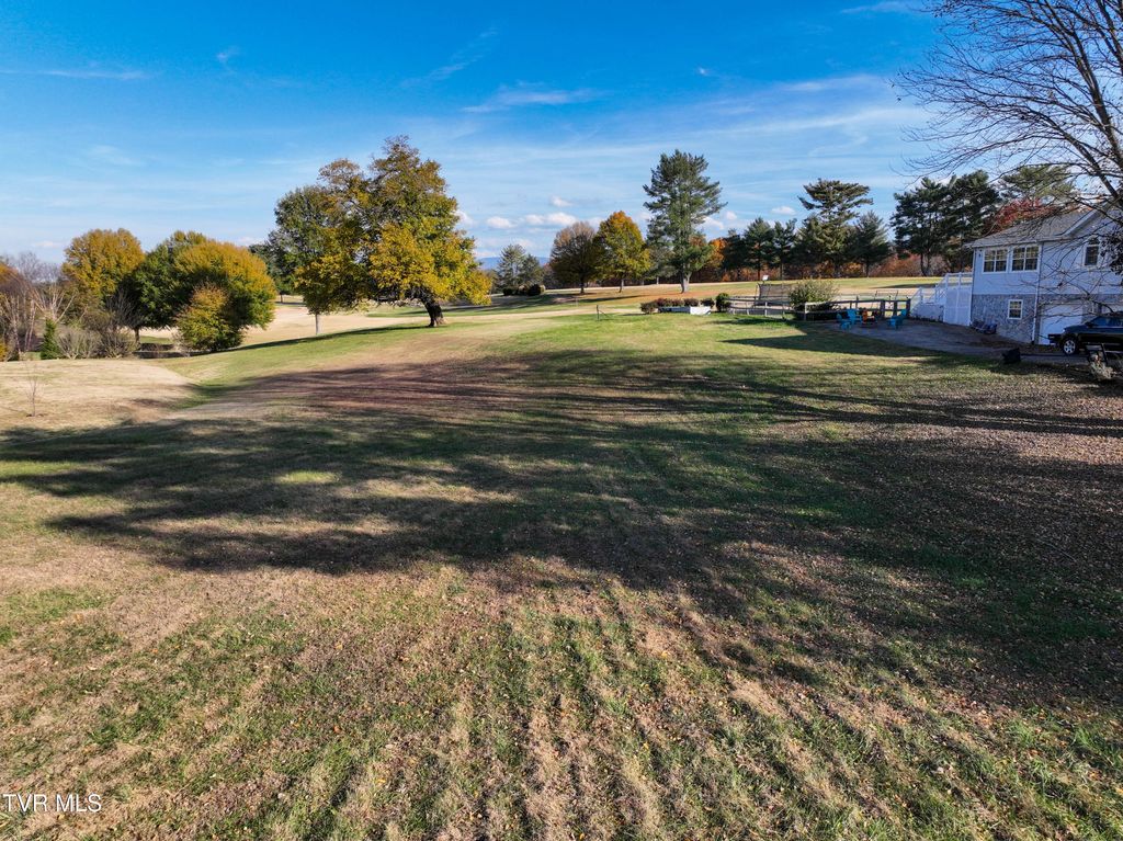 Photo of Tbd Par Lane #Lot 4, Greeneville, TN 37743 (MLS # 9988105)