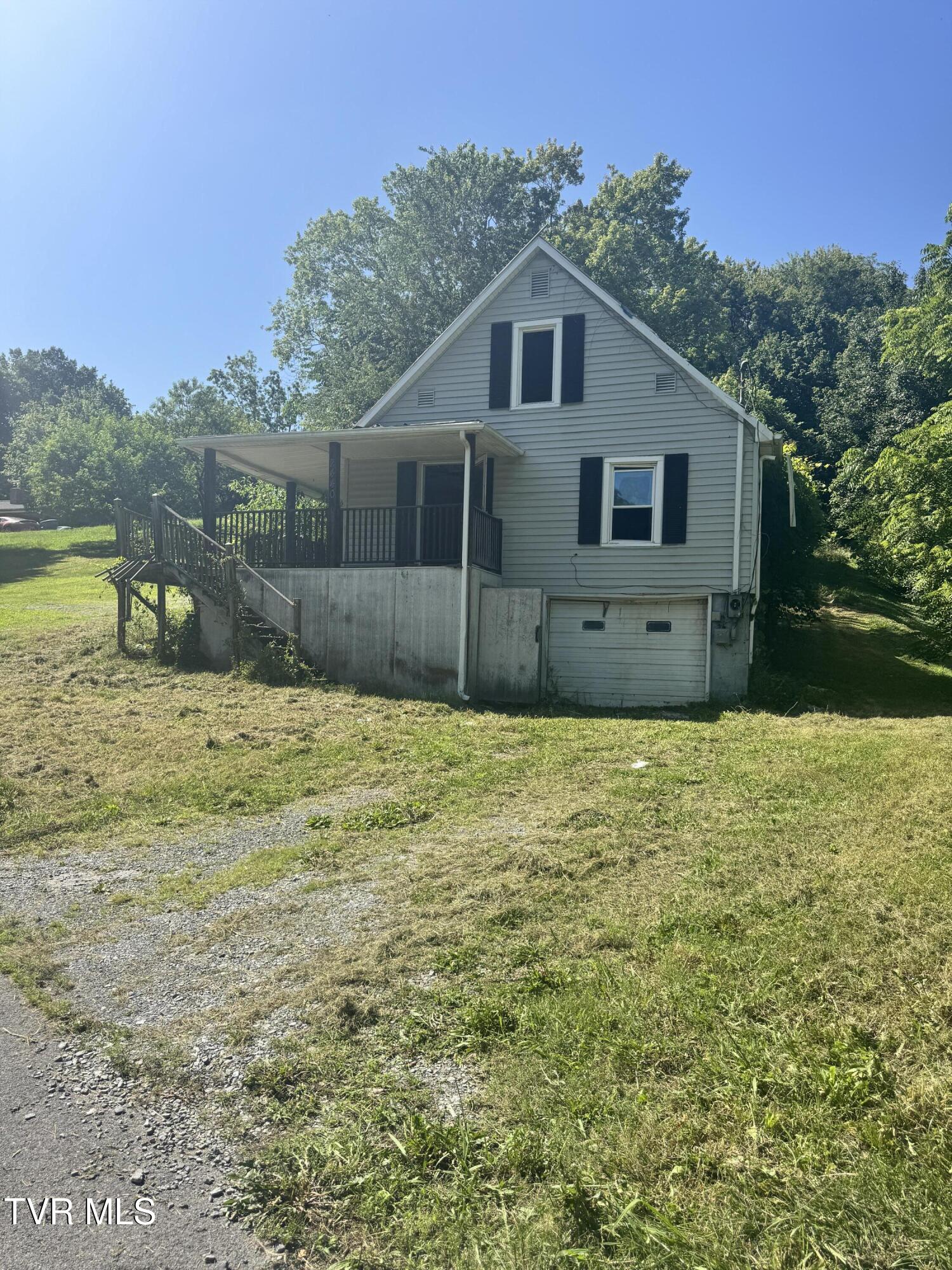Photo 1 of 1 — 2440 Pondella Avenue, Kingsport, TN 37660