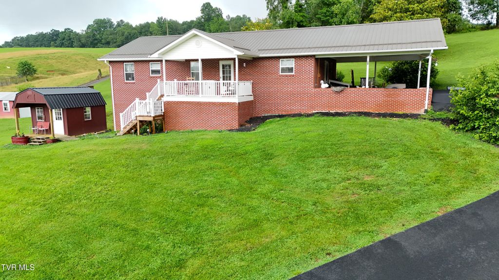 Photo of 15813 Black Hollow Road, Abingdon, VA 24210 (MLS # 9982725)