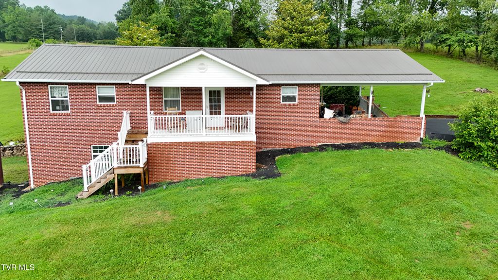 Photo of 15813 Black Hollow Road, Abingdon, VA 24210 (MLS # 9982725)