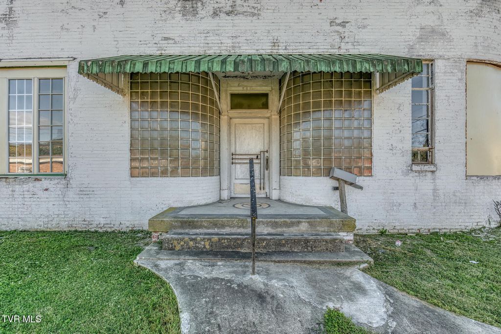 Photo of 556 Main Street, Marion, VA 24354 (MLS # 9986948)