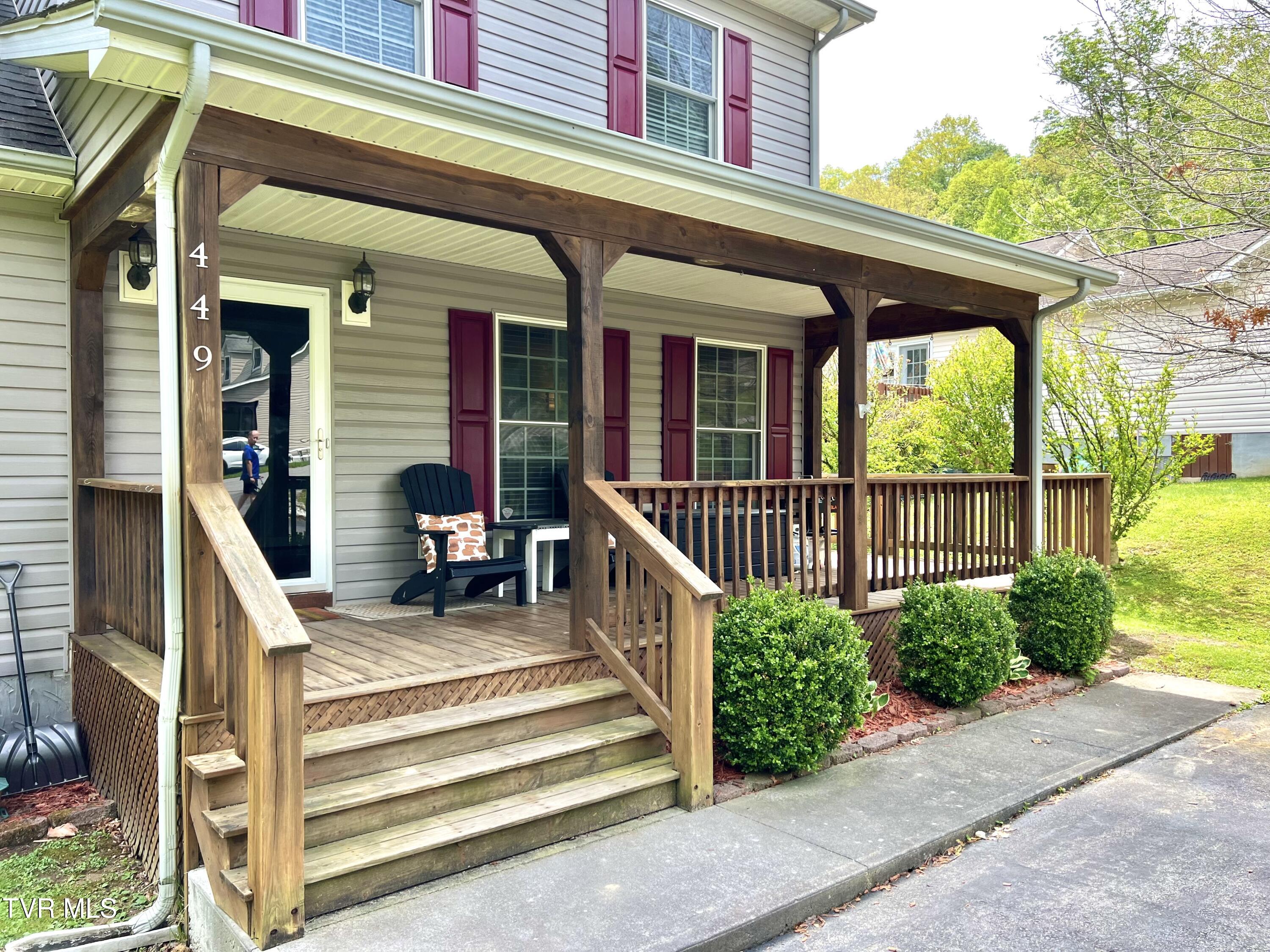 449 Mulberry Lane