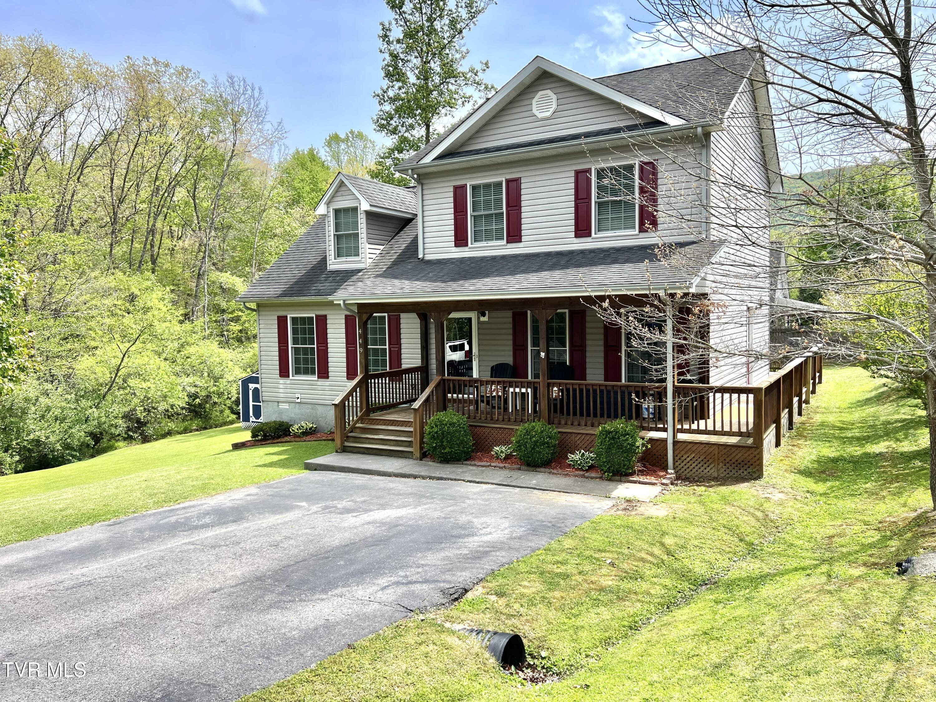 449 Mulberry Lane